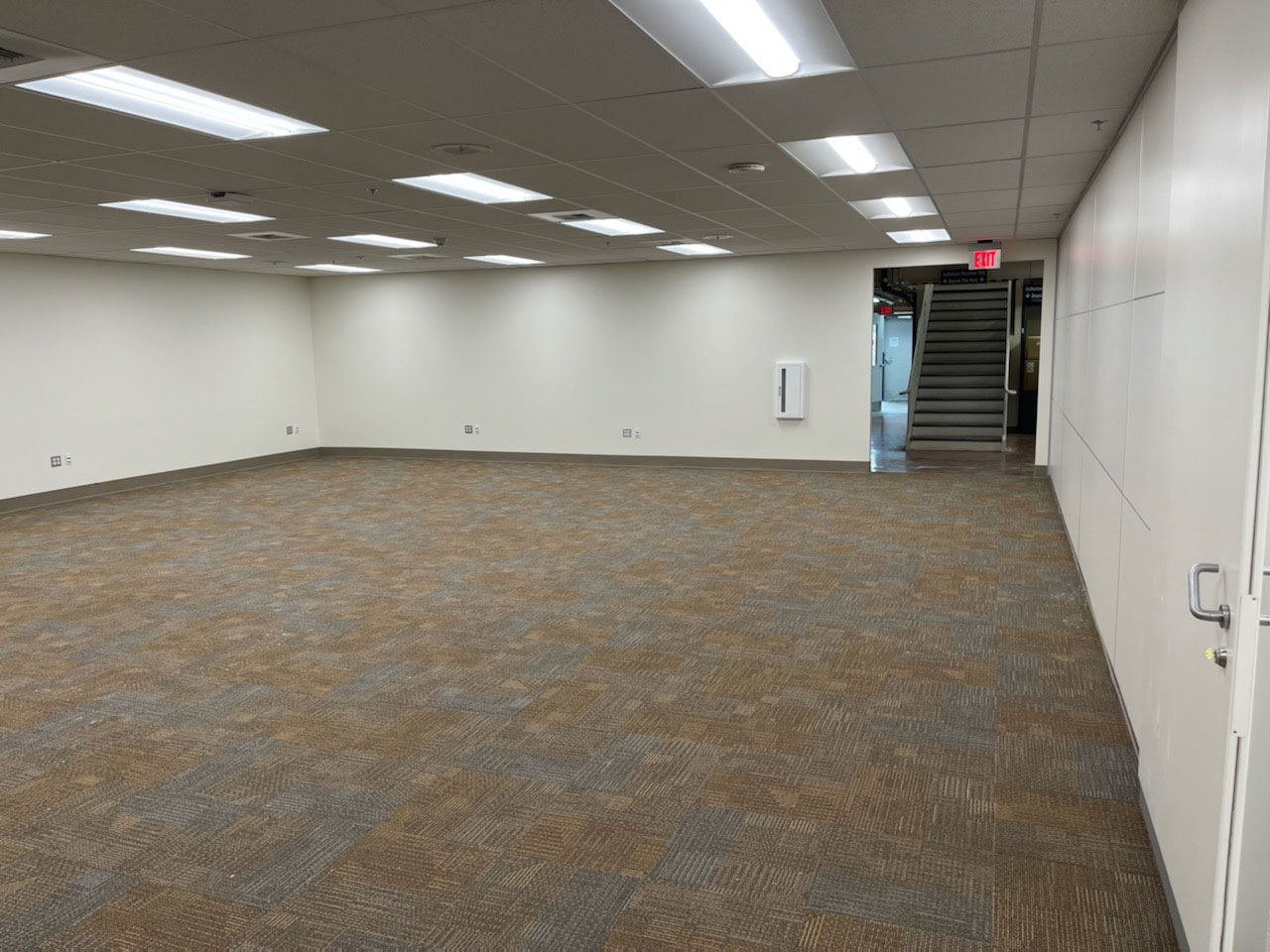 VA Prosthetics large room Calray Electric photo